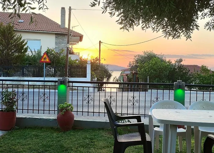 Aphrodite's House * 斯卡拉索提罗斯